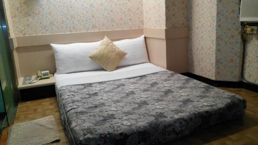 Boston Hotel Città di Chiayi Esterno foto