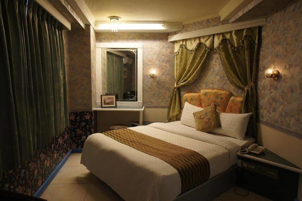 Boston Hotel Città di Chiayi Esterno foto