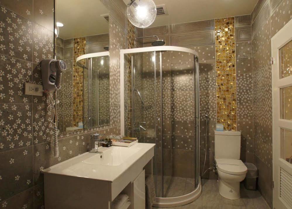 Boston Hotel Città di Chiayi Esterno foto
